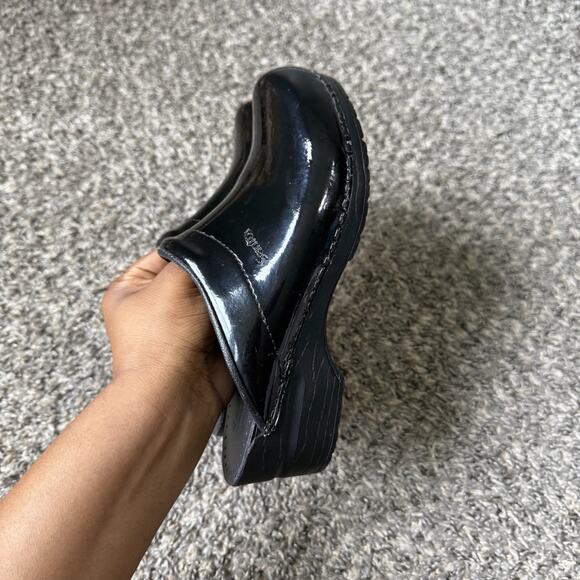 Sanita Slip On Clogs Mule Shoe Black Patent Leather Size 37 US 6.5-7 Comfort - Picture 4 of 12